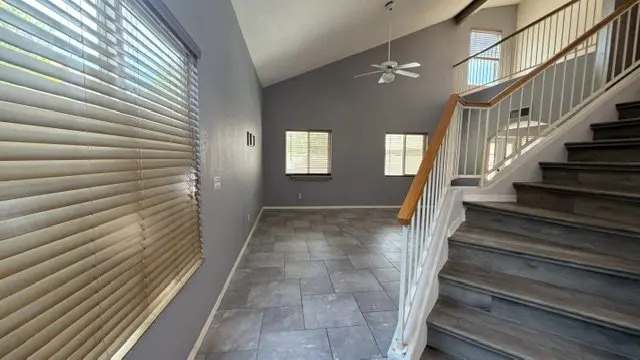 11321 W Loren Ln