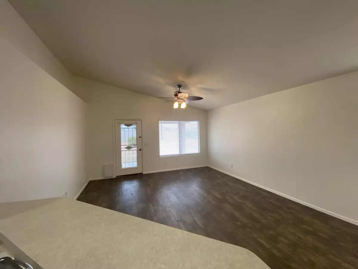 7620 W Foothill Dr photo 5