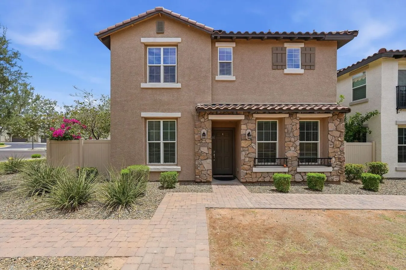 Beautiful Spacious Home photo 3
