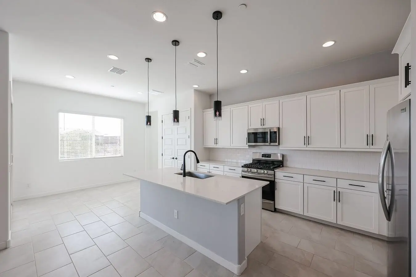 Flexible Floorplan In Mystic At Lake Pleasant! photo 4