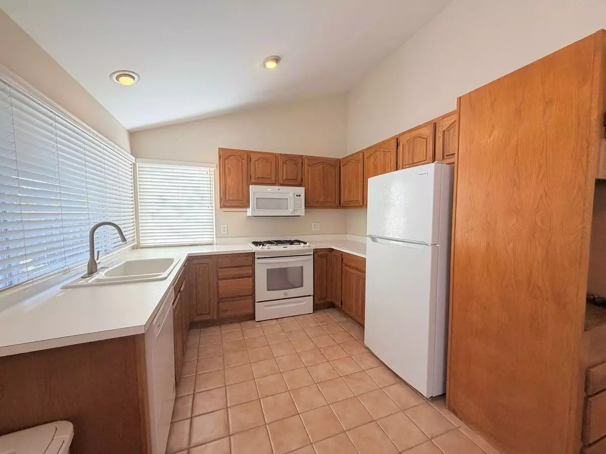 Eastside Single-story Home With Updates &amp; Private Yard photo 5