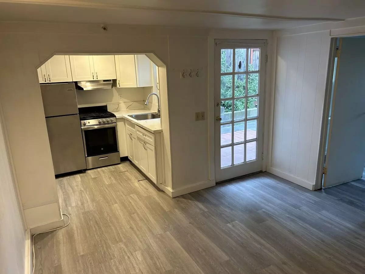 Super Cute 1 Bedroom, 1 Bath West Petaluma Unit photo 5