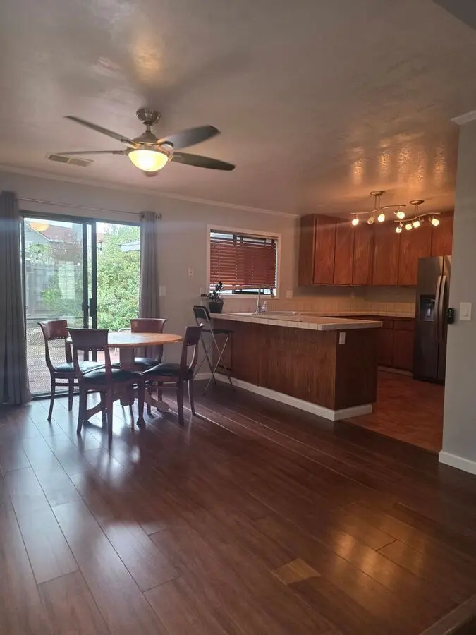 Well-maintained Petaluma Home – 3bd/2ba With Ev Charging &amp; Backyard Deck photo 2