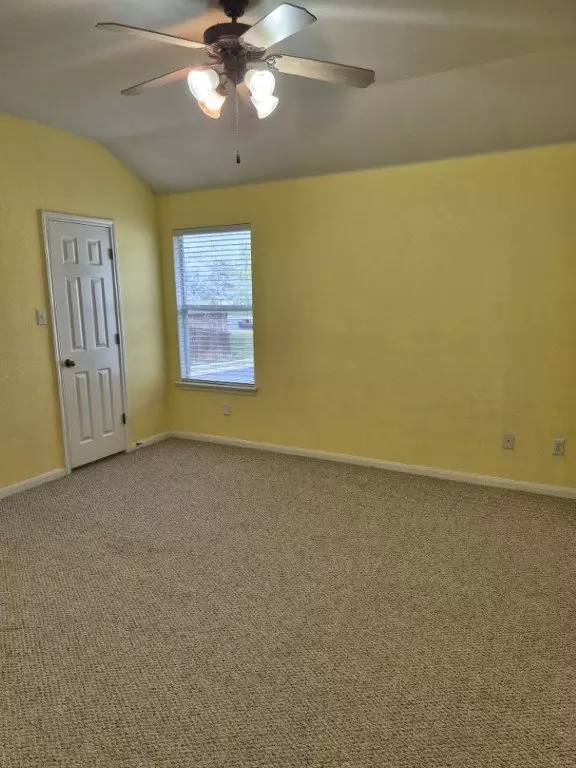 808 Busleigh Castle Way, Pflugerville, TX 78660 photo 3
