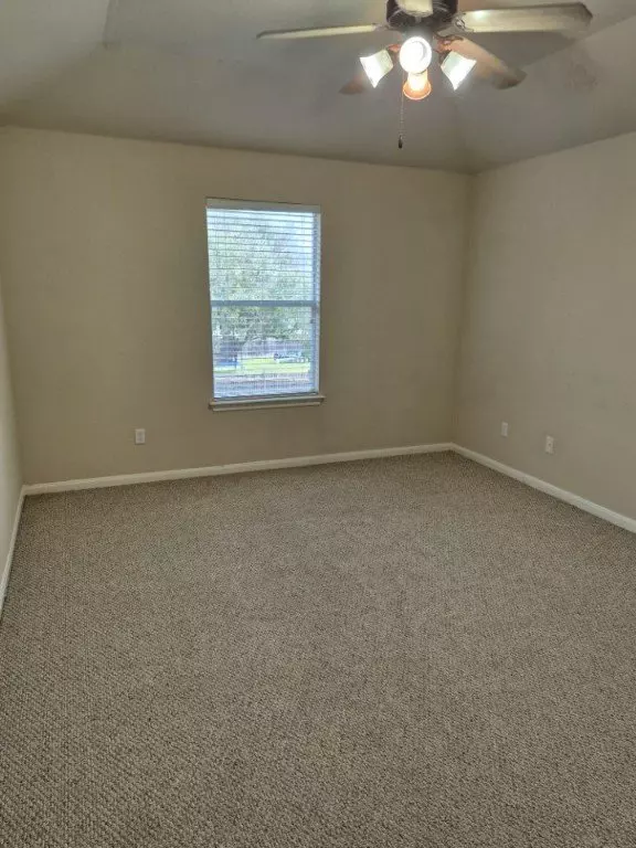 808 Busleigh Castle Way, Pflugerville, TX 78660 photo 5