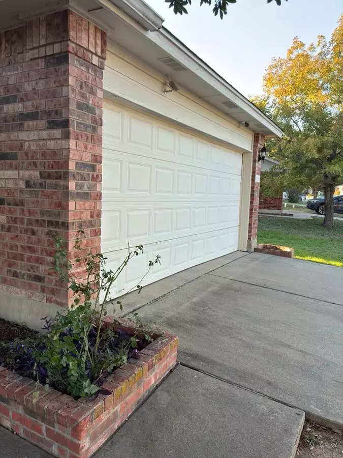 1105 Coronation Way, Pflugerville, TX 78660 photo 4