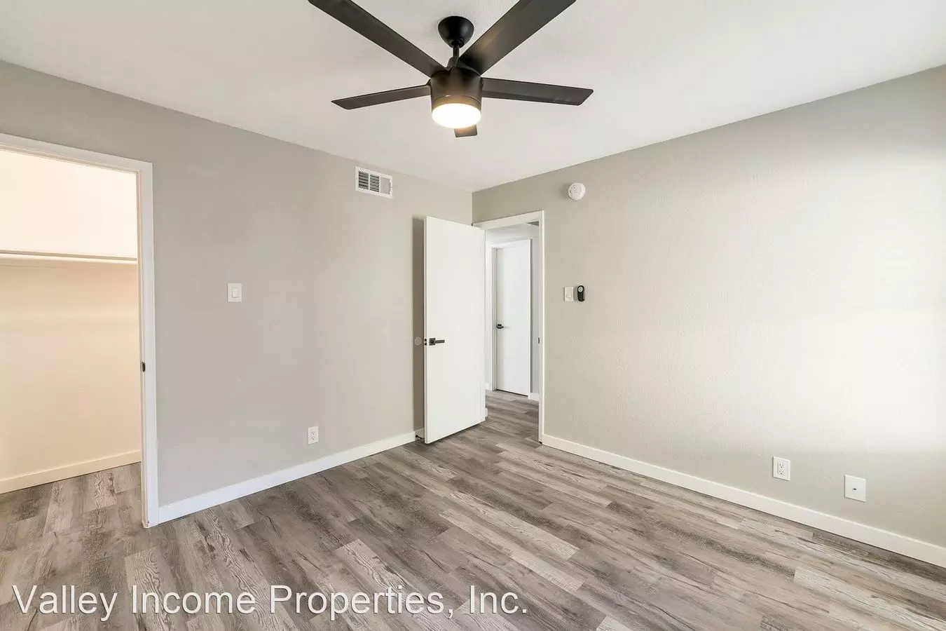 2 Bed/ 2 Bath In photo 3