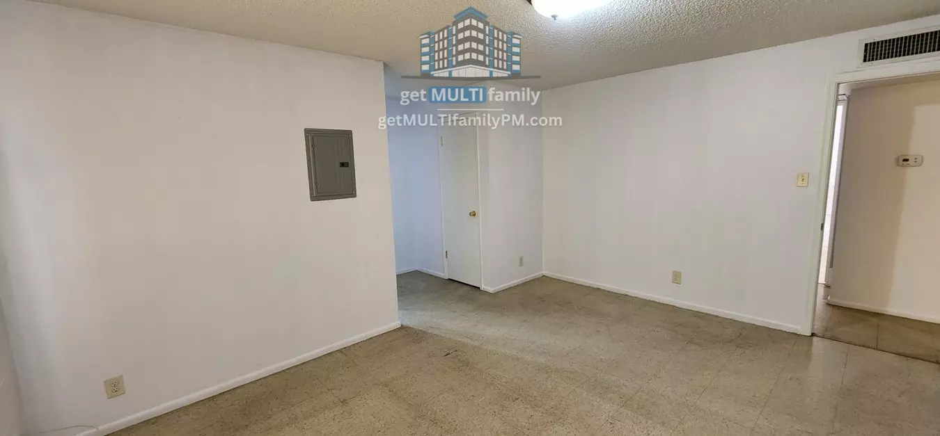 Skycrest Apartments photo 3