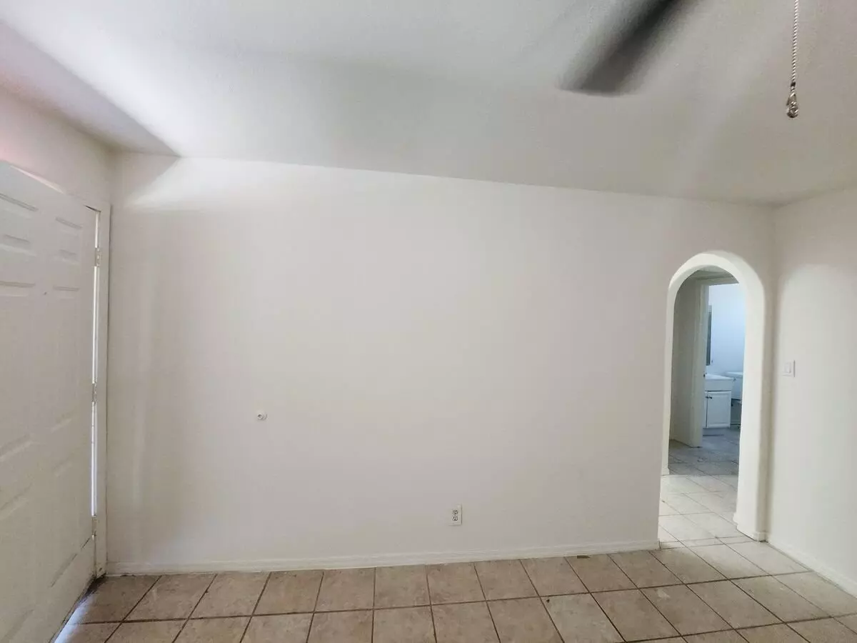10648 North 15th Avenue, Phoenix, AZ 85029 photo 4