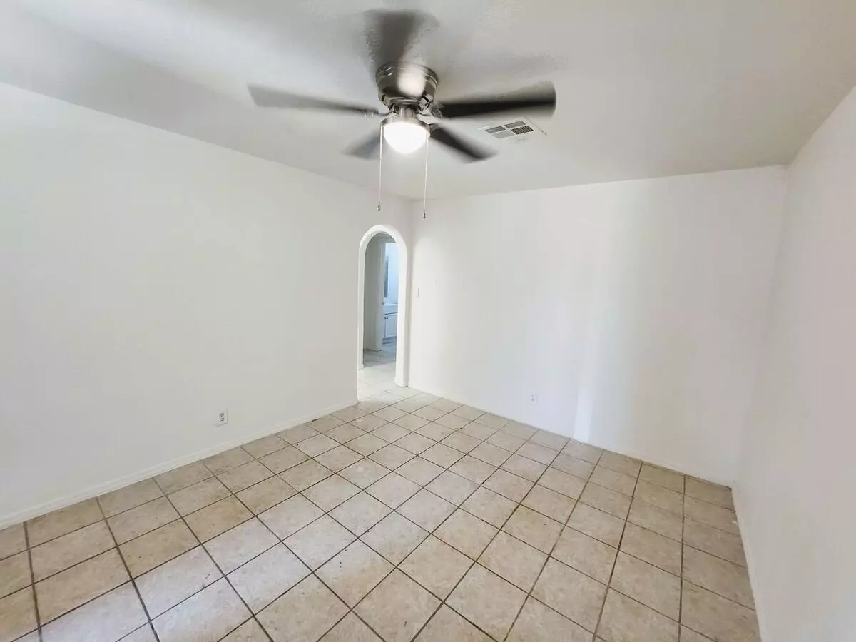 10648 North 15th Avenue, Phoenix, AZ 85029 photo 5