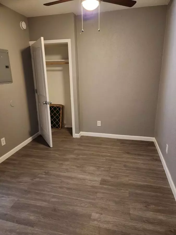 #1068- 1552 McDowell LLC photo 2