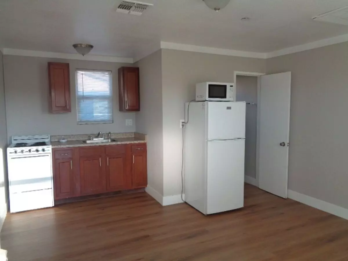 #1069- Mountain Peak LLC photo 4
