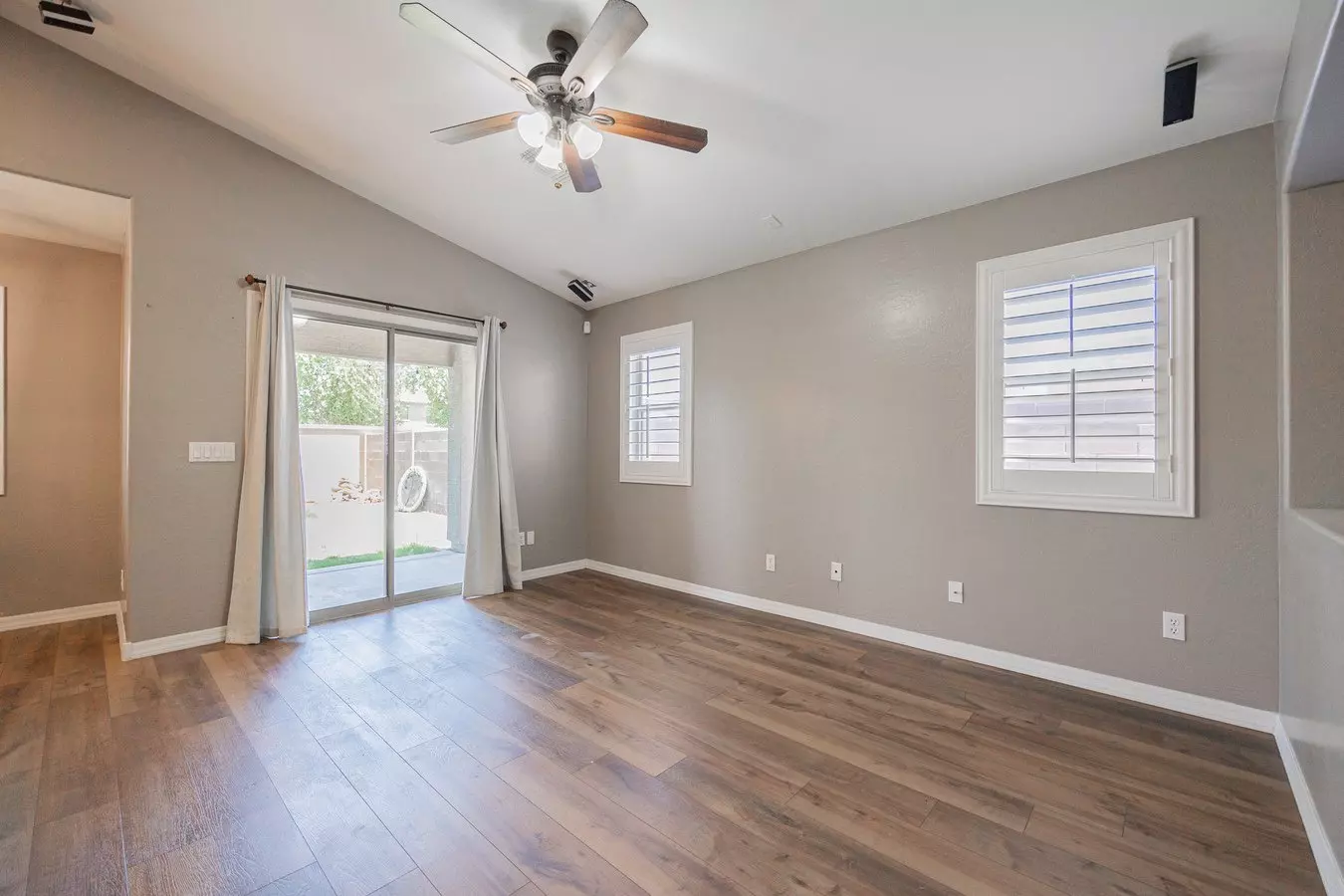 10960 West Taft Street, Phoenix, AZ 85037 photo 3