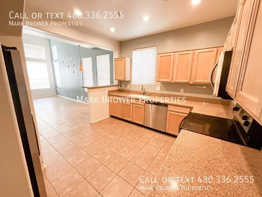 1225 N 36th St photo 4