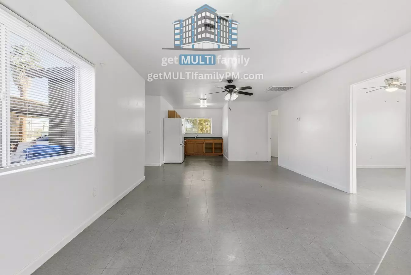 1228 E Apache St photo 3