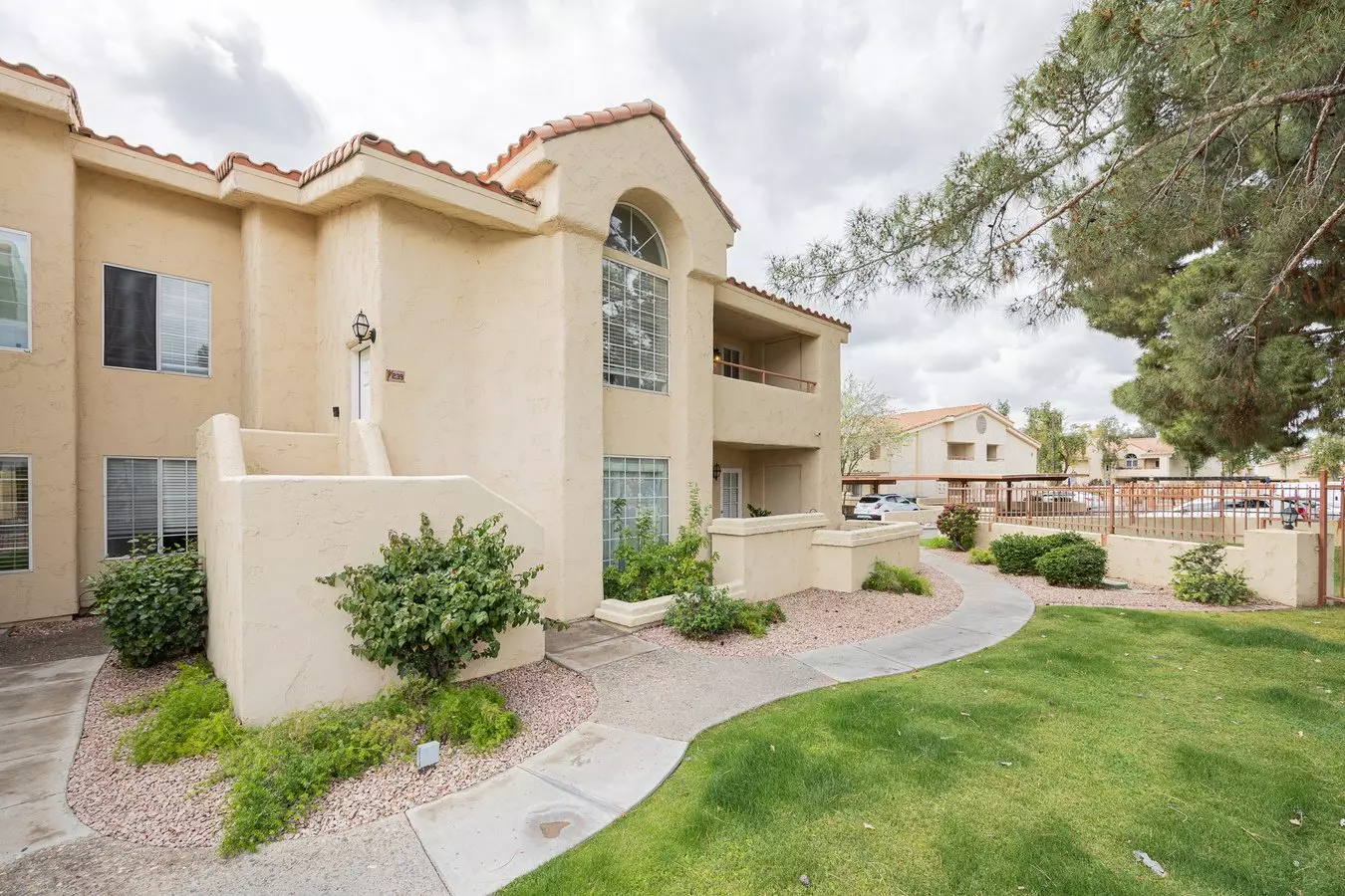 1333 E Morten Ave Unit 239 photo 4
