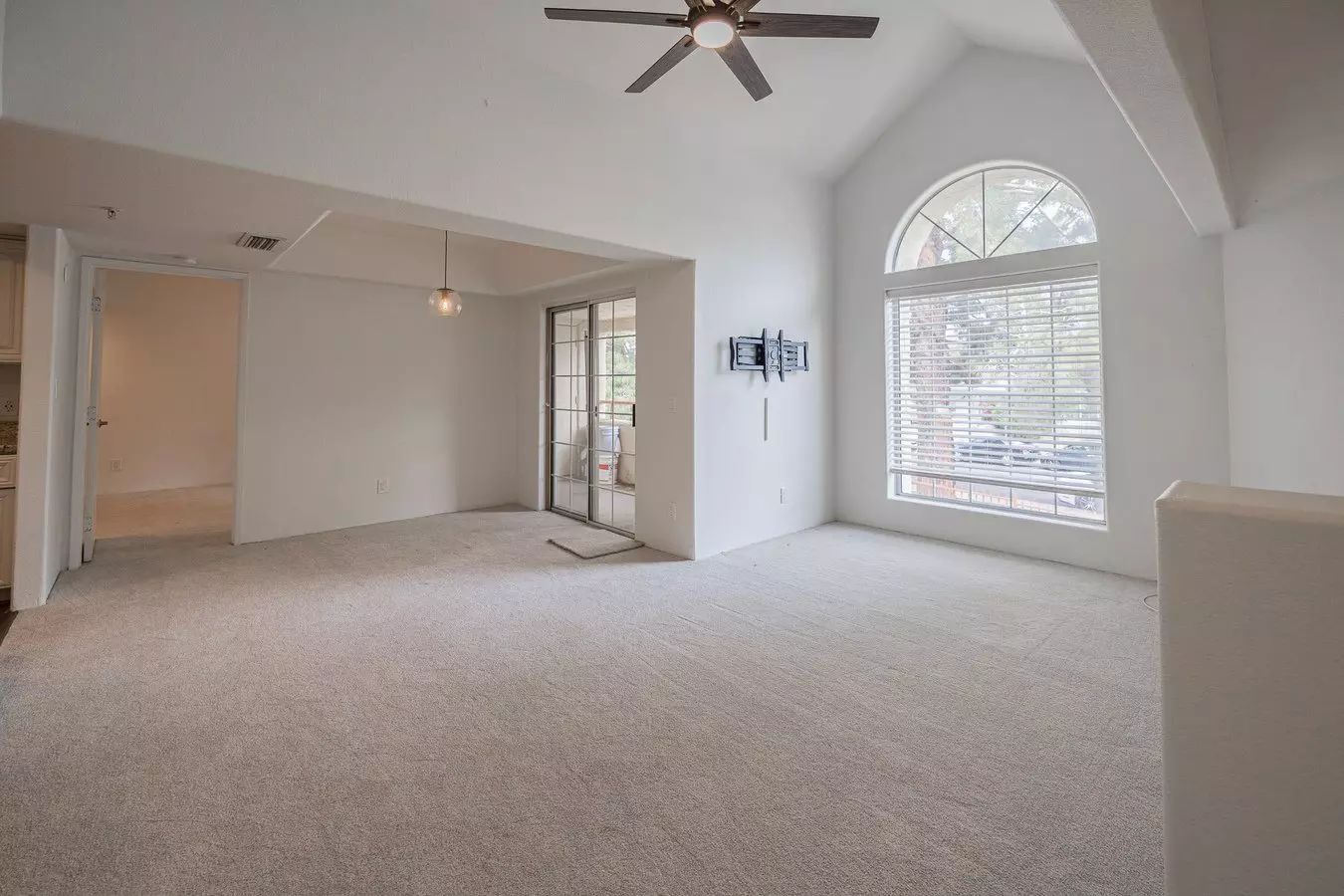 1333 E Morten Ave Unit 239 photo 2