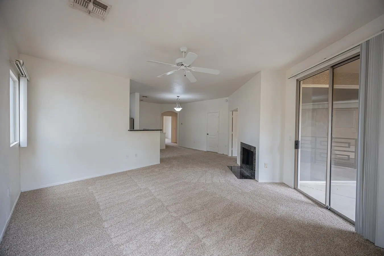 1411 E ORANGEWOOD Avenue photo 4
