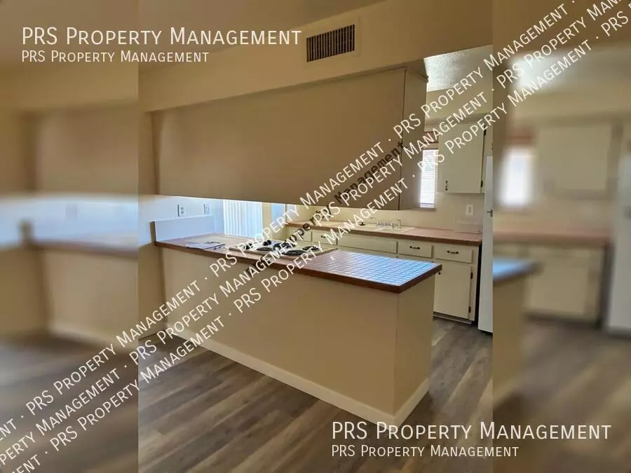 1422 E Yucca St Phoenix, AZ 85020 photo 5