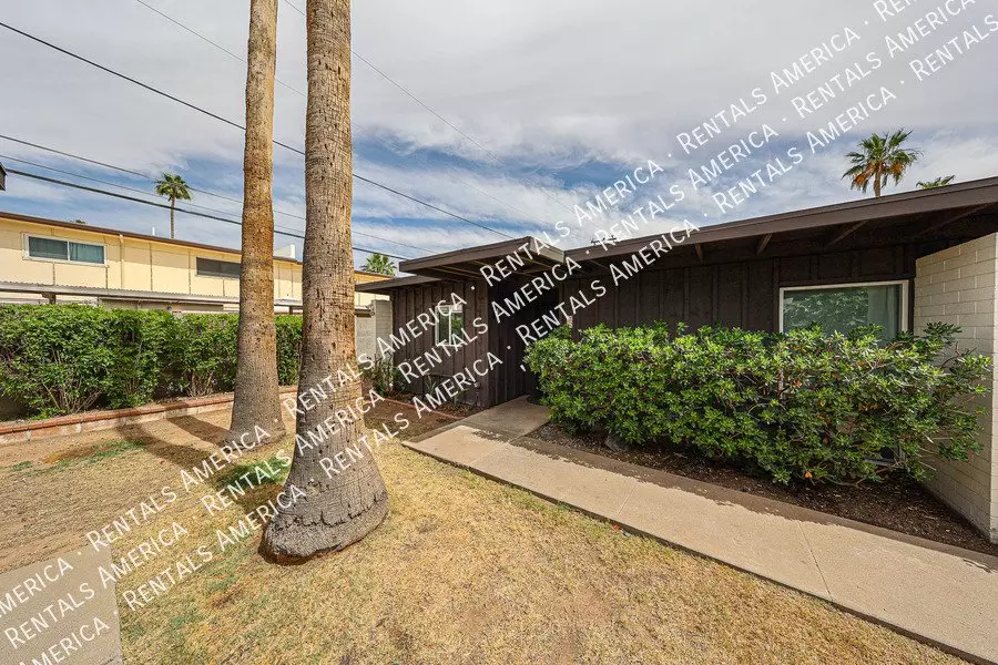 1450 E BETHANY HOME Road photo 5