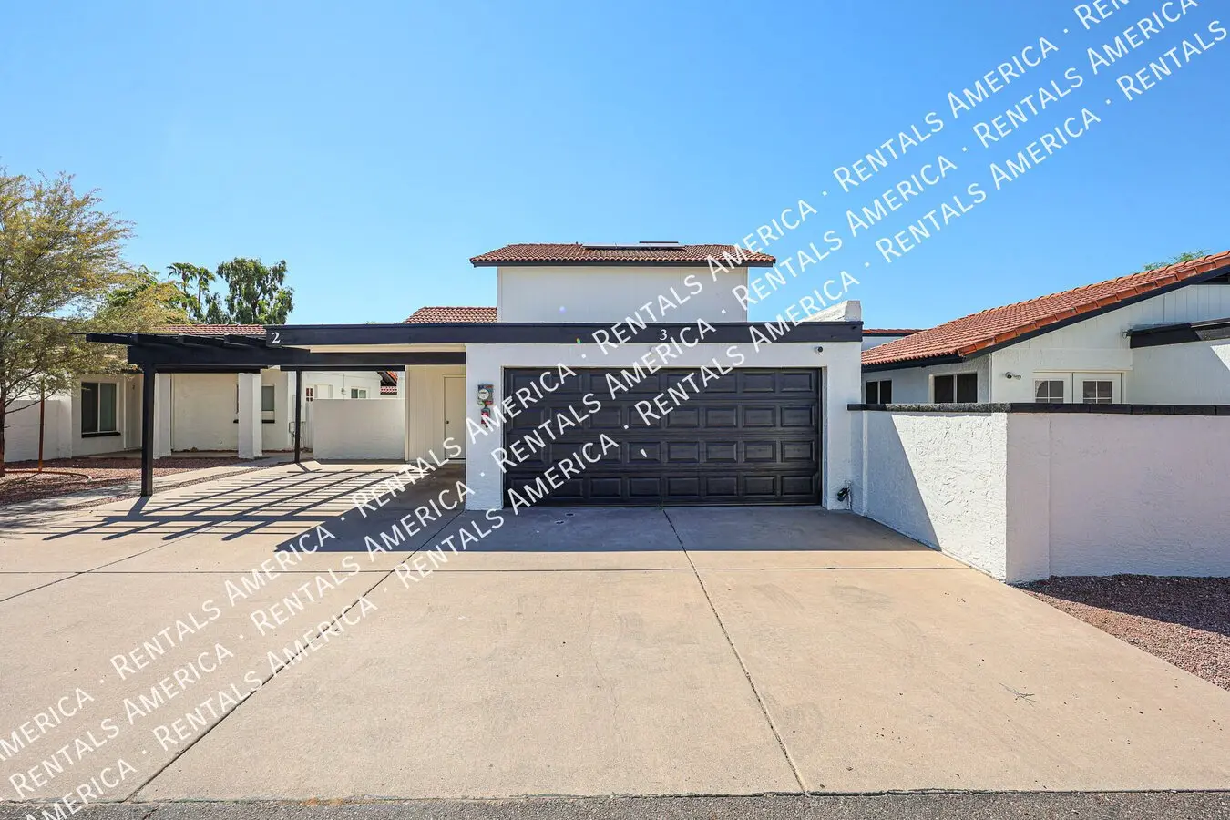 North Phoenix Townhome With 3 Bedrooms