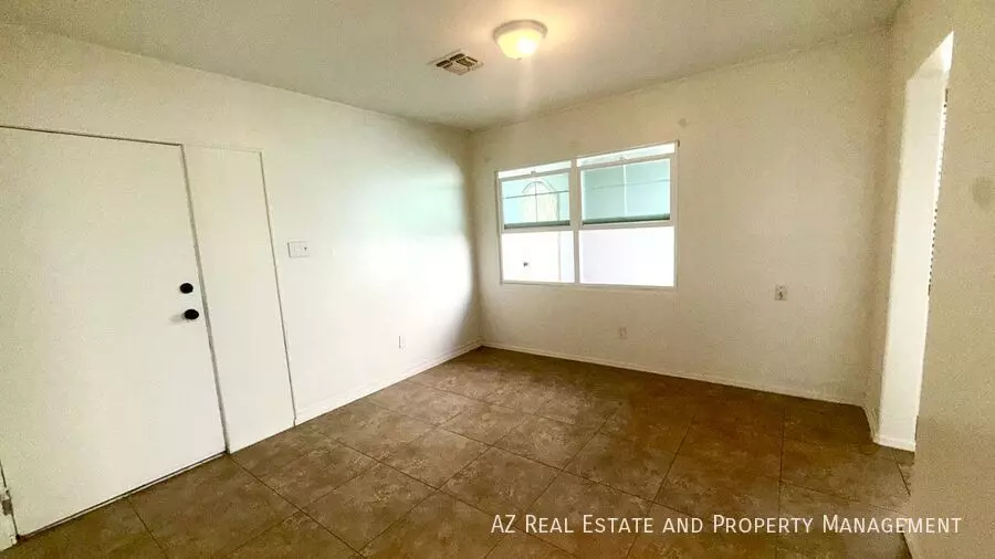 1505 N 15th Ave unit 1509 photo 4