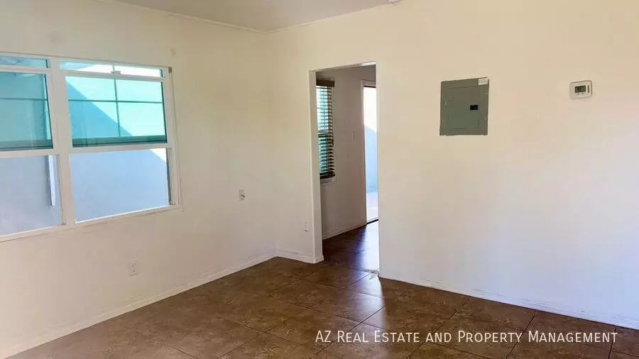 1505 N 15th Ave unit 1509 photo 5