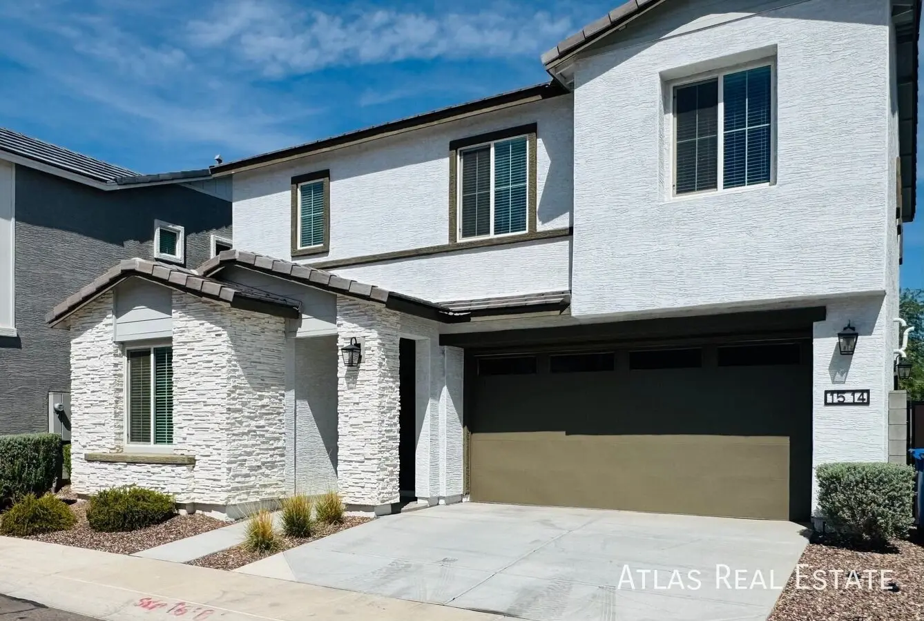 1514 W Sierra Vista Dr photo 3