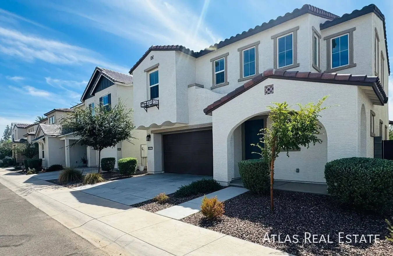 1527 W Sierra Vista Dr photo 5