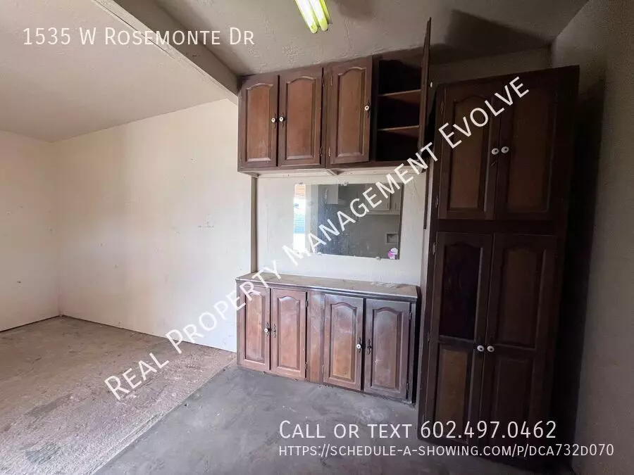 1535 West Rosemonte Drive, Phoenix, AZ 85027 photo 3