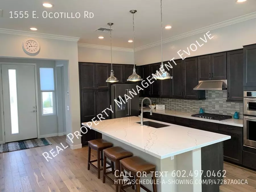 1555 E Ocotillo Rd #9 photo 3