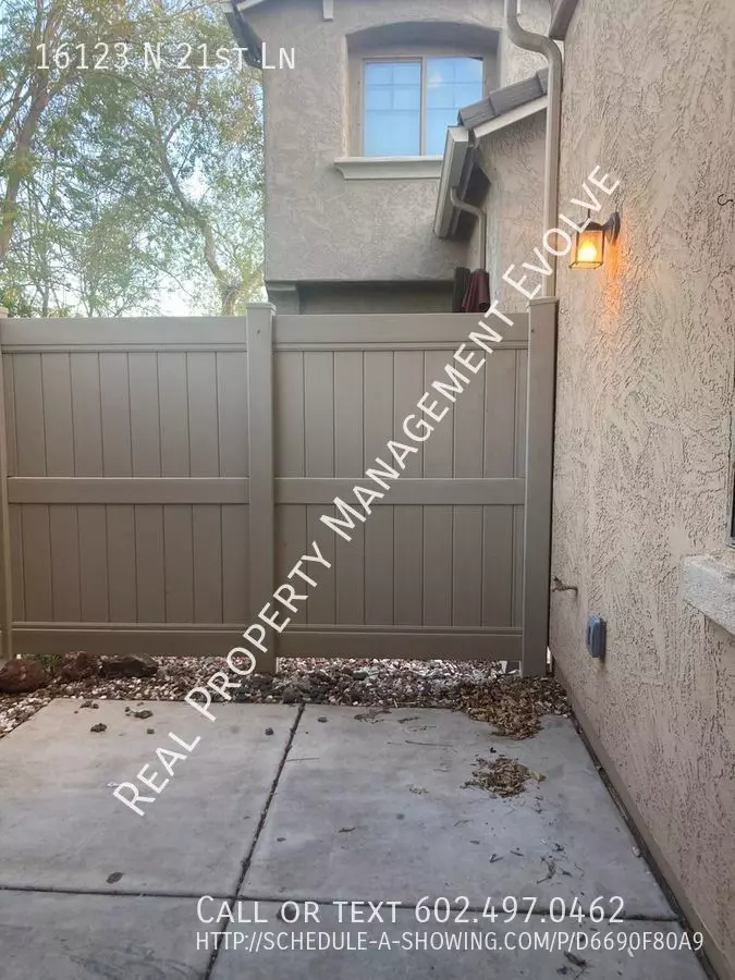16123 N 21St Ln photo 2