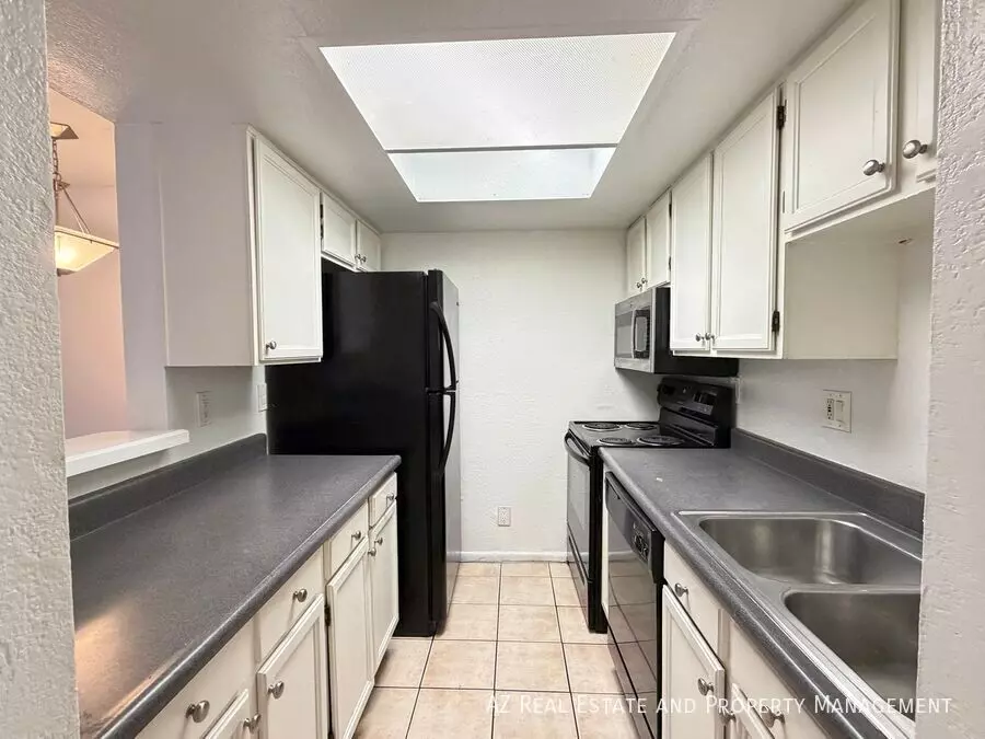 1620 E Cambridge Ave Phoenix, AZ 85006 photo 4