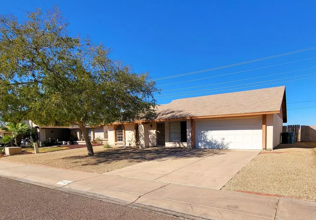 1626 West Beaubien Drive, Phoenix, AZ 85027 photo 2