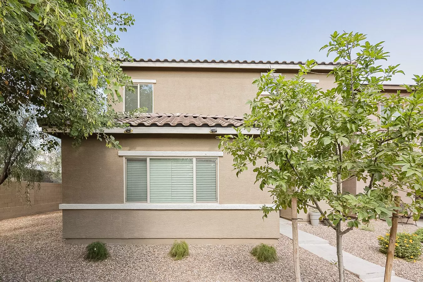 1711 W Pollack St Phoenix, AZ 85041 photo 3