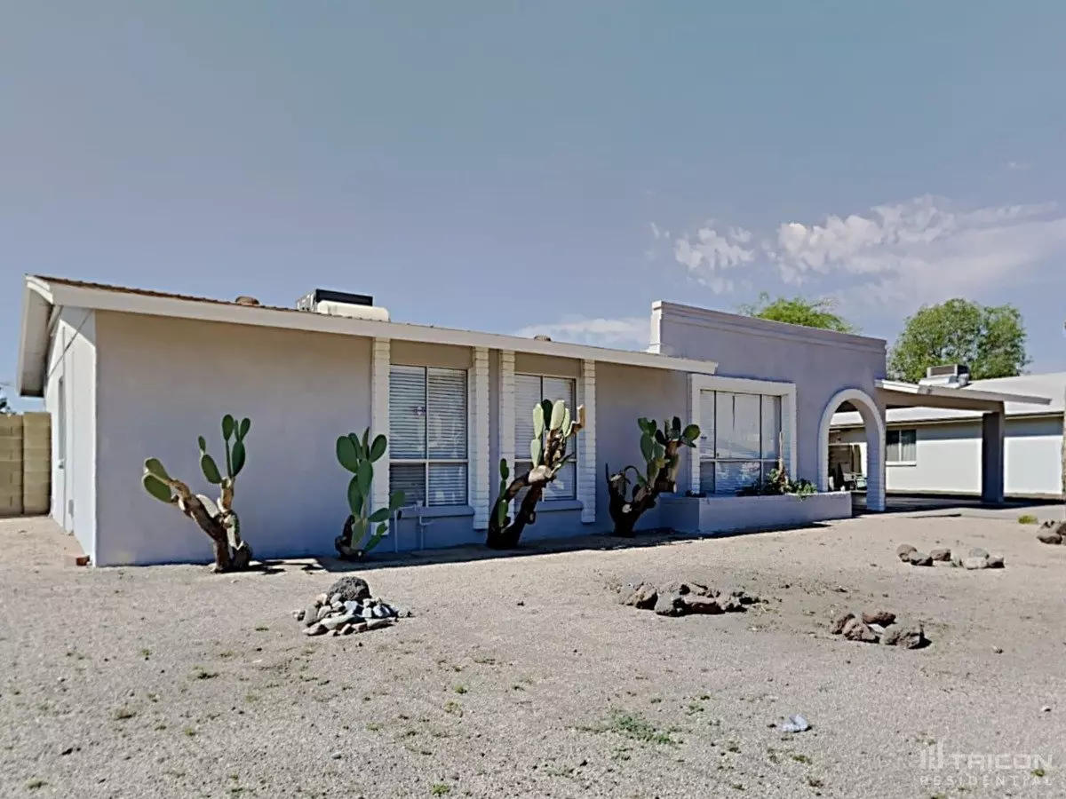 1801 West Villa Rita Drive, Phoenix, AZ 85023 photo 2