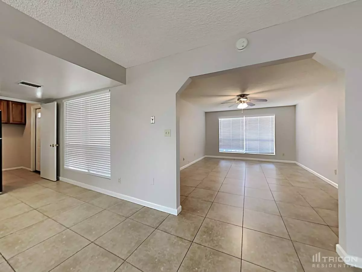 1801 West Villa Rita Drive, Phoenix, AZ 85023 photo 3