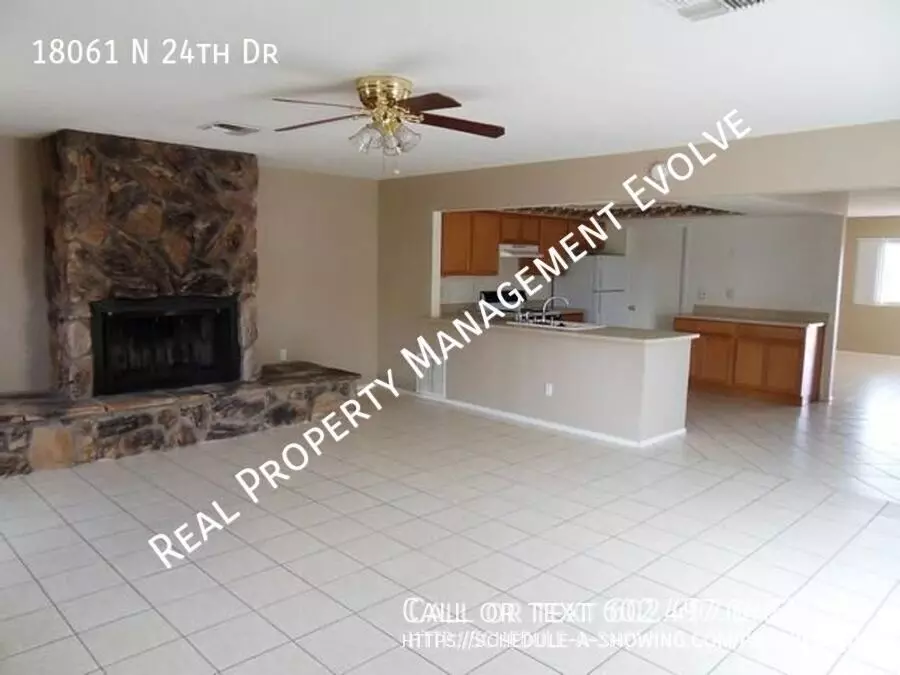 18061 North 24th Drive, Phoenix, AZ 85023 photo 3