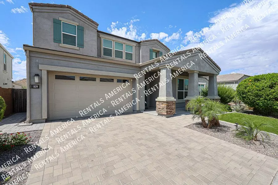 1829 E Saguaro Park Ln Phoenix, AZ 85024 photo 5