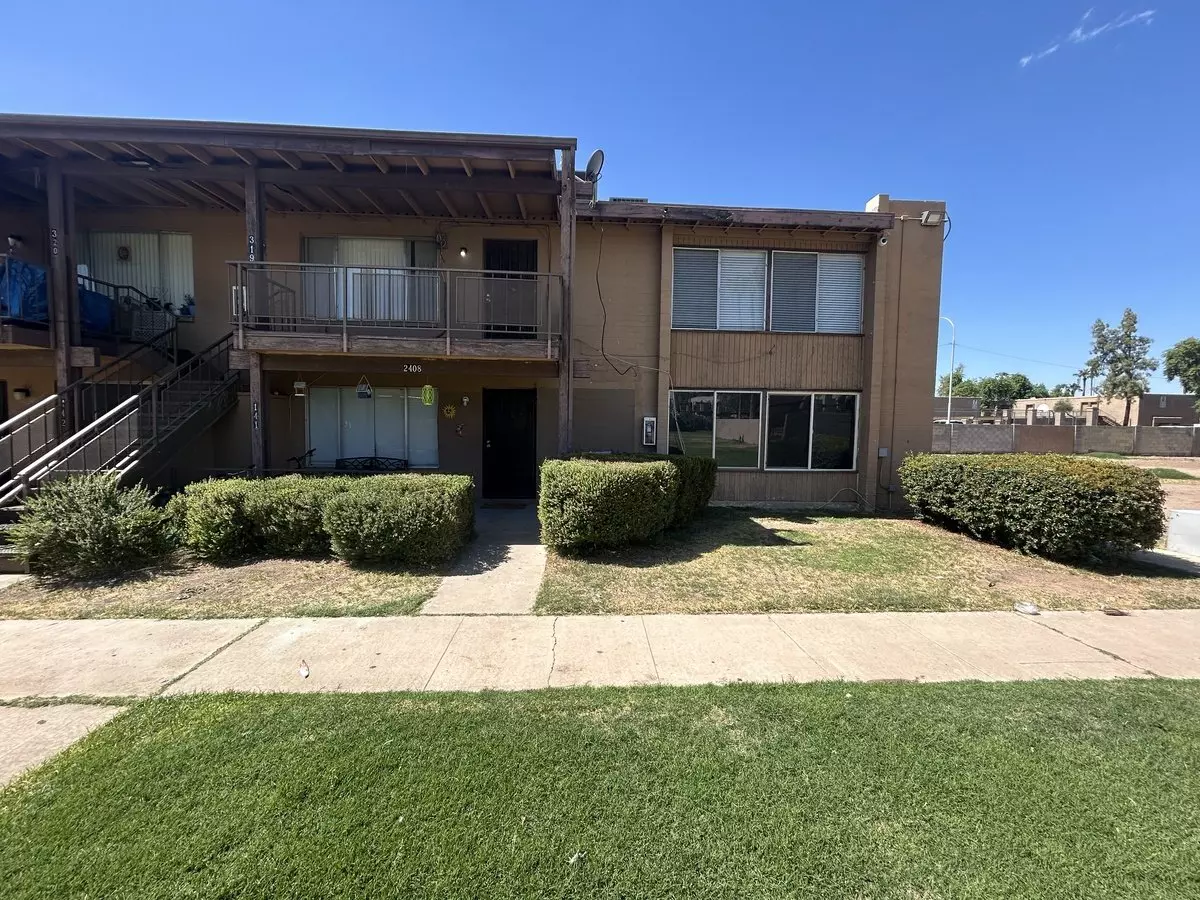 2 Bed 1 Bath Condo In Phoenix Call Ryan 602-400-5090 photo 2