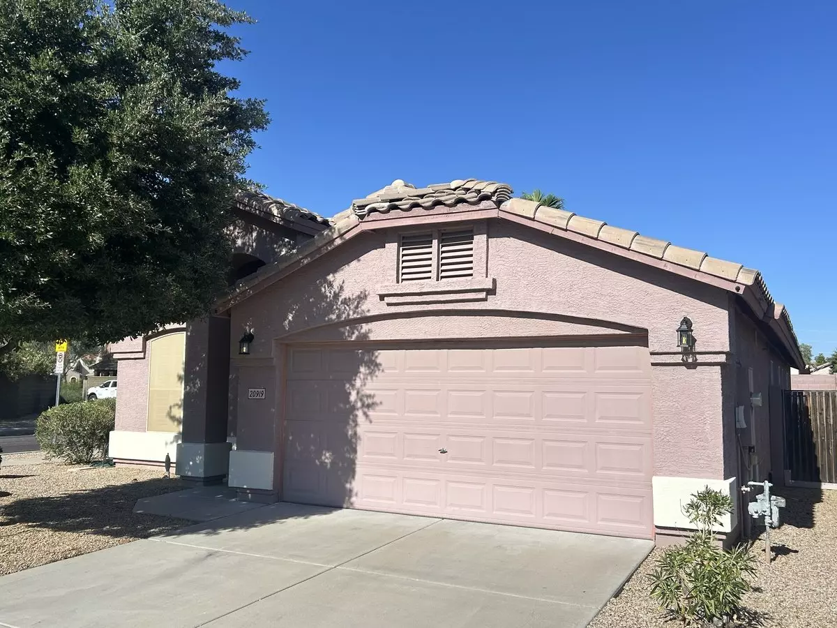 20919 N 38th ST photo 3