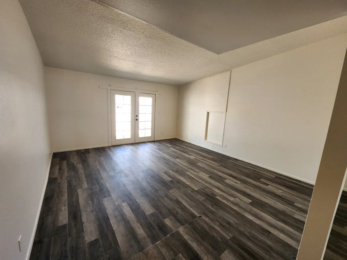 2134 W Heatherbrae Dr Phoenix Az 85015 photo 4