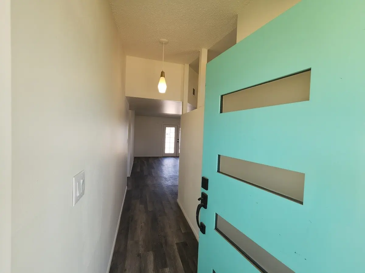 2134 W Heatherbrae Dr Phoenix Az 85015 photo 3