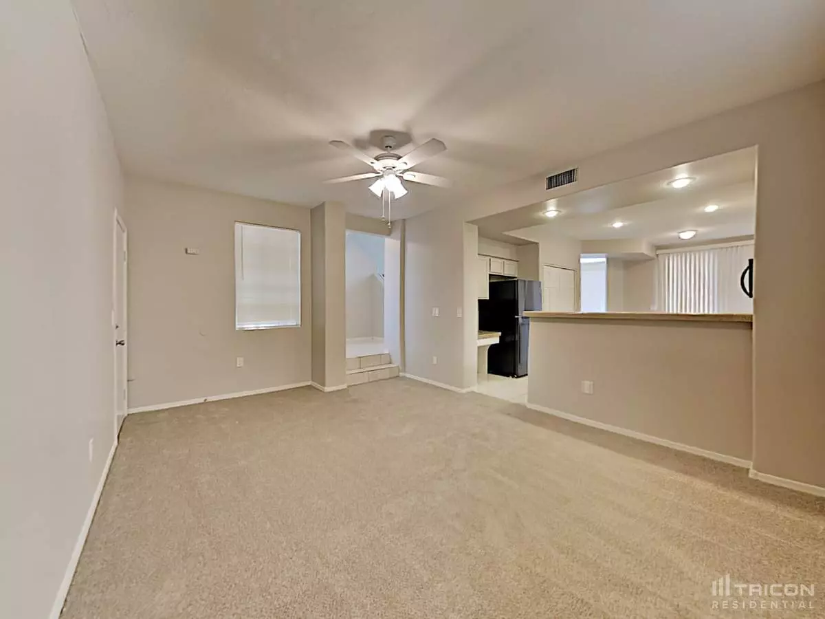 2161 E Nighthawk Way photo 5