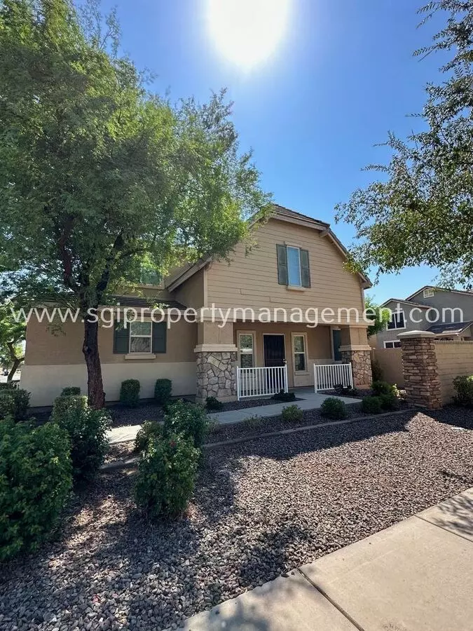 2209 E Pecan Rd photo 2