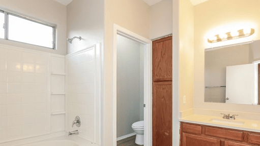 22224 N 29th Dr photo 3