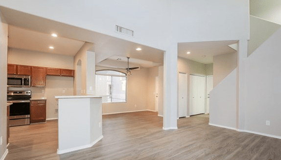 22224 N 29th Dr photo 5