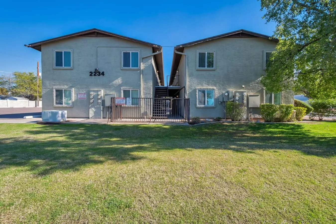 Starlight Apartments photo 3