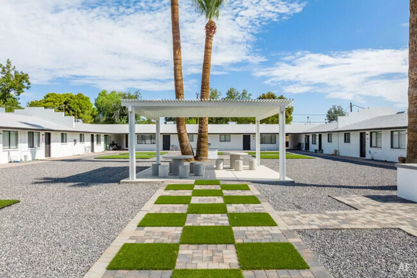 2230 East Pinchot Avenue, Phoenix, AZ 85016 photo 3