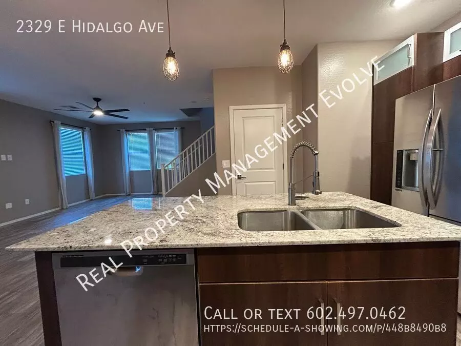 2329 East Hidalgo Avenue, Phoenix, AZ 85040 photo 5